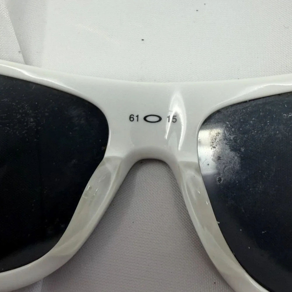 Oakley sideways sunglasses